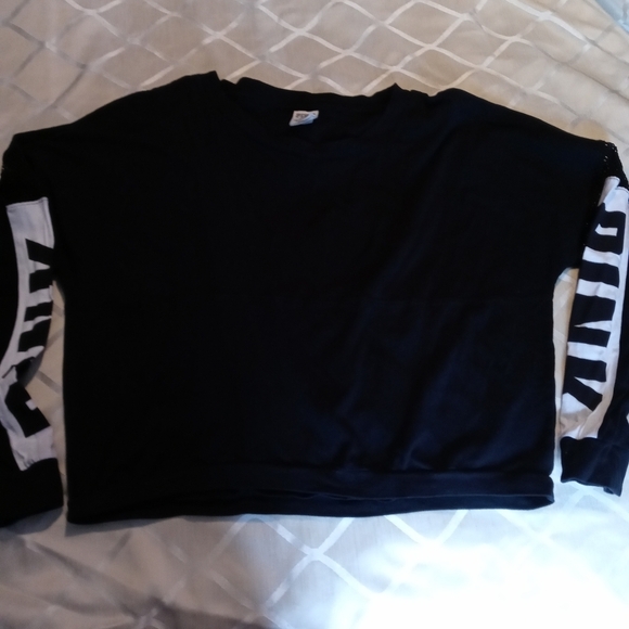 Pink Victoria's Secret black and white shirt - Picture 1 of 5